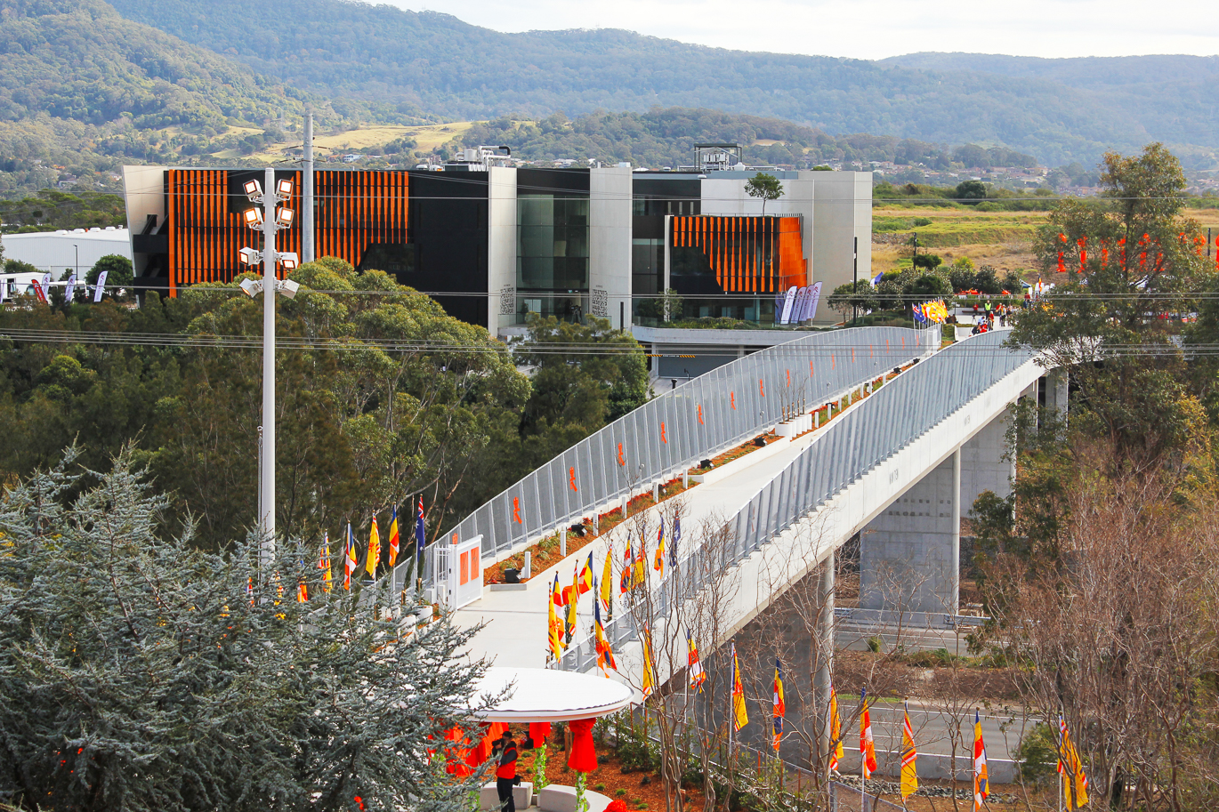 Nan Tien Pedestrian Bridge