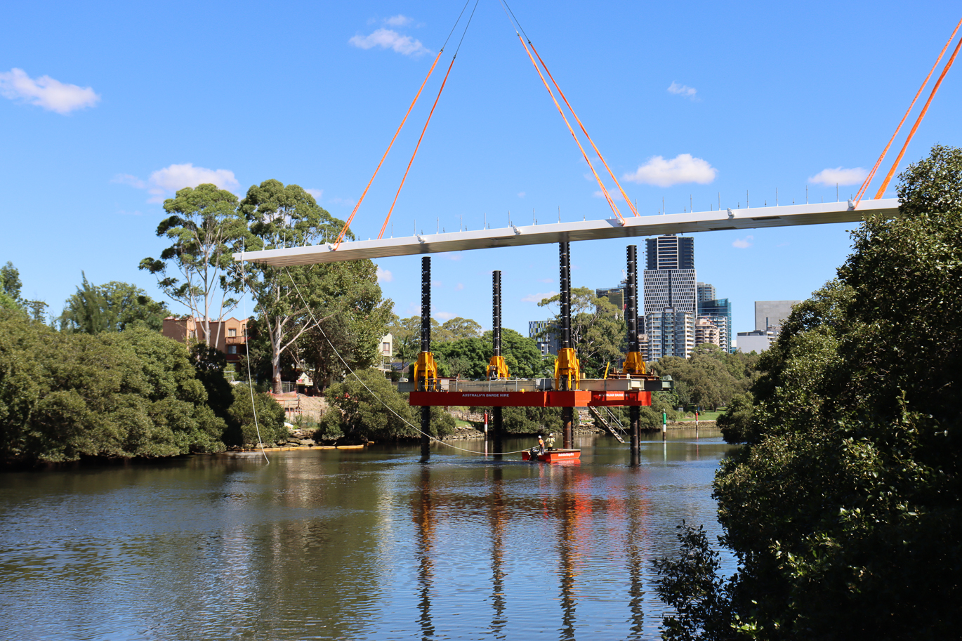 Alfred Street Bridge construction